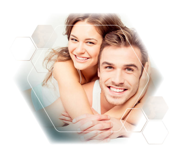 Photo happy couple celebrating their smooth skin