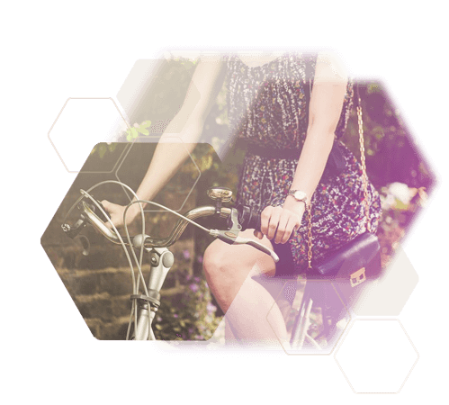 Photo woman on bike